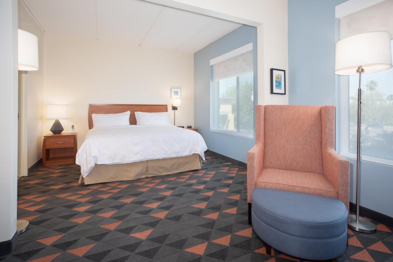 Holiday Inn & Suites Goodyear - West Phoenix Area By Ihg Exterior foto