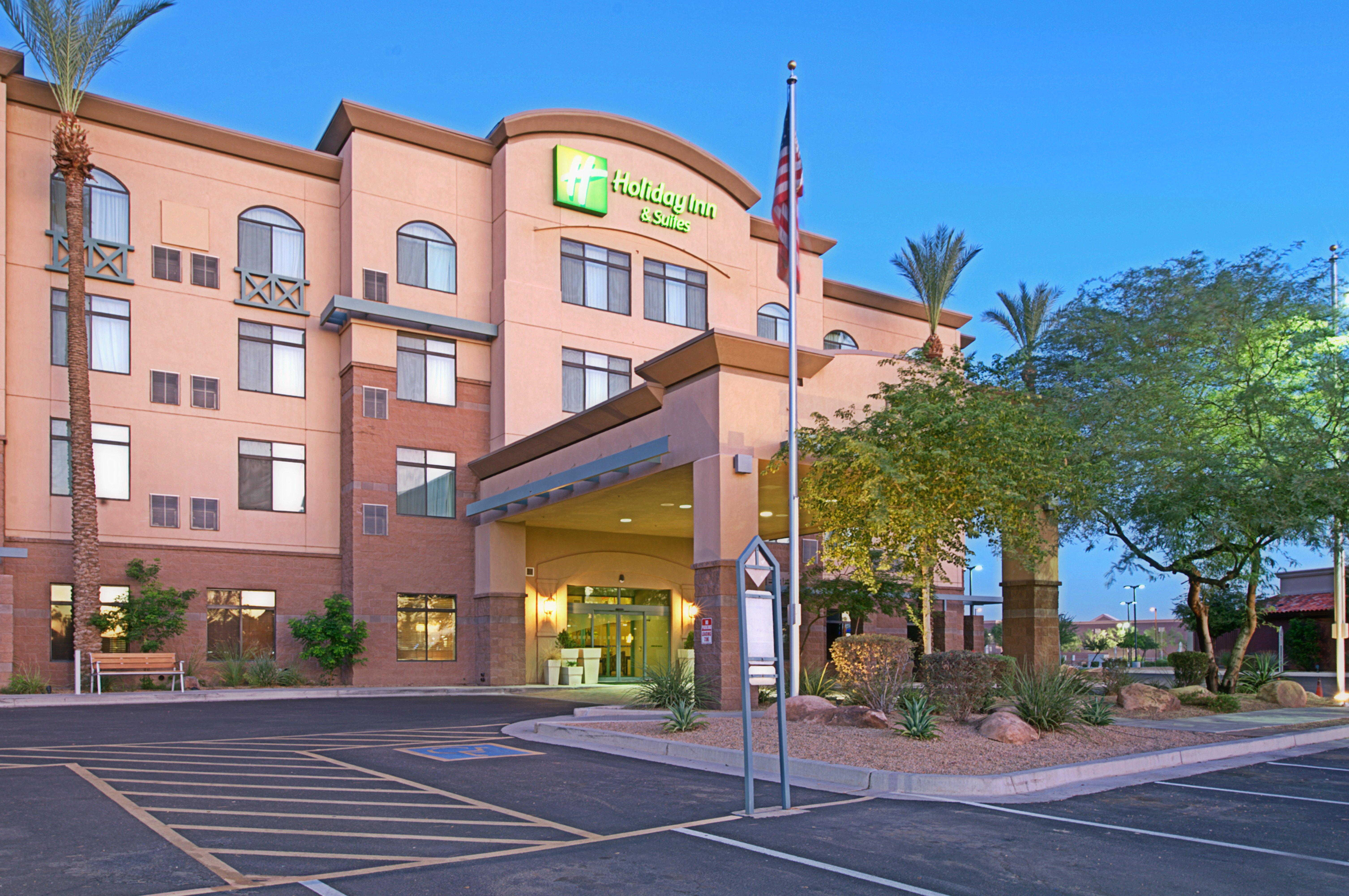 Holiday Inn & Suites Goodyear - West Phoenix Area By Ihg Exterior foto